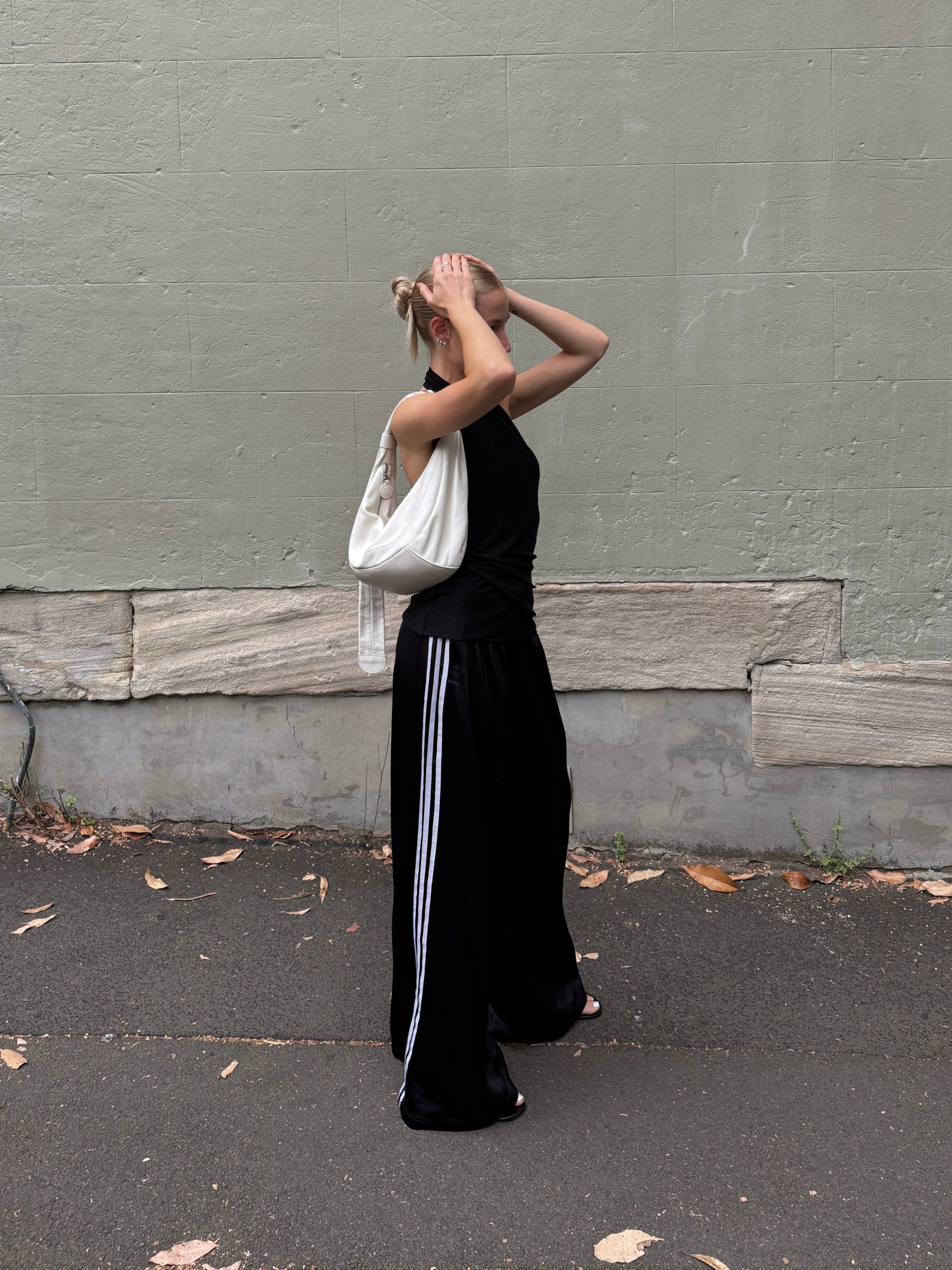 IRIS • DOVE WHITE LEATHER (SAMPLE)