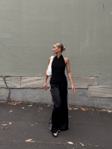 IRIS • DOVE WHITE LEATHER (SAMPLE)