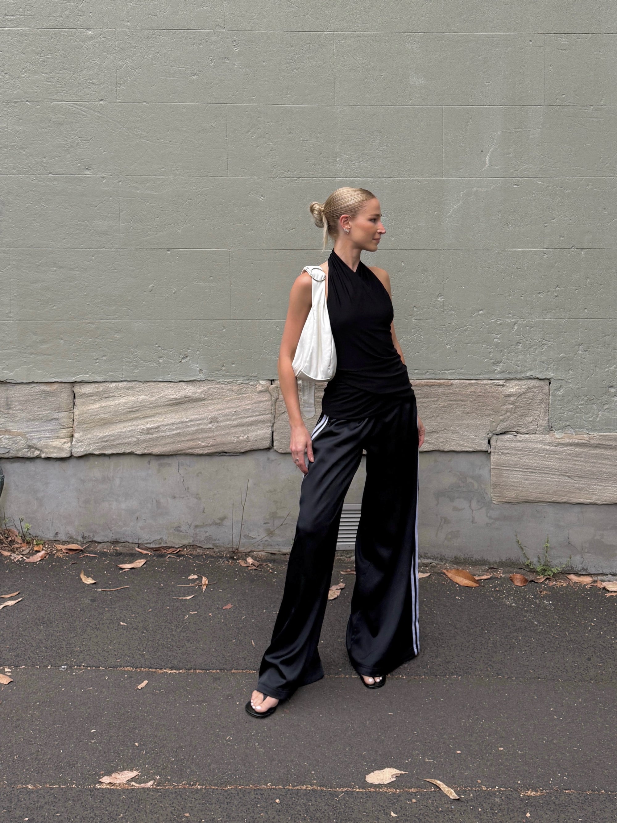 IRIS • DOVE WHITE LEATHER (SAMPLE)