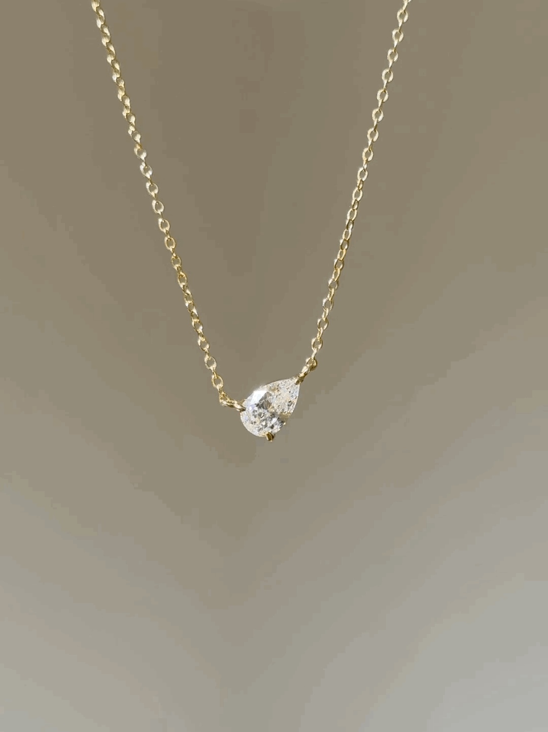 VALE 1CT PEAR NECKLACE