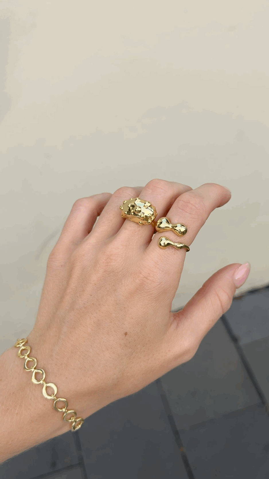 BOMBOLLA RING
