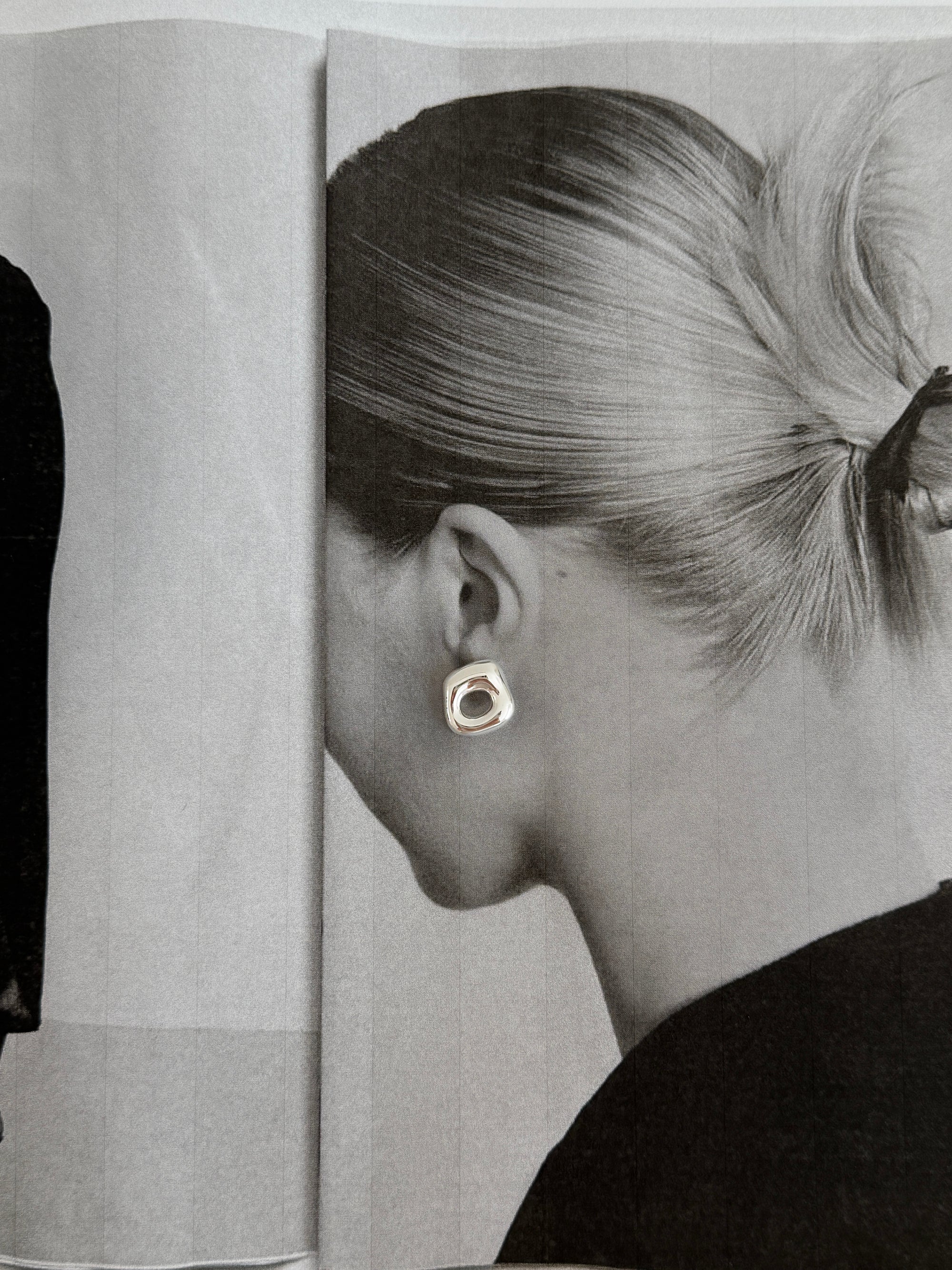 MILOS EARRINGS
