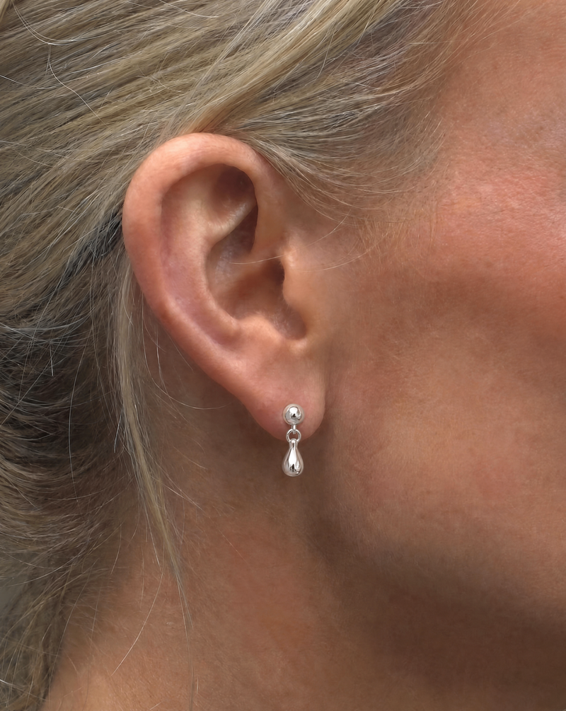 NORA DROP STUDS