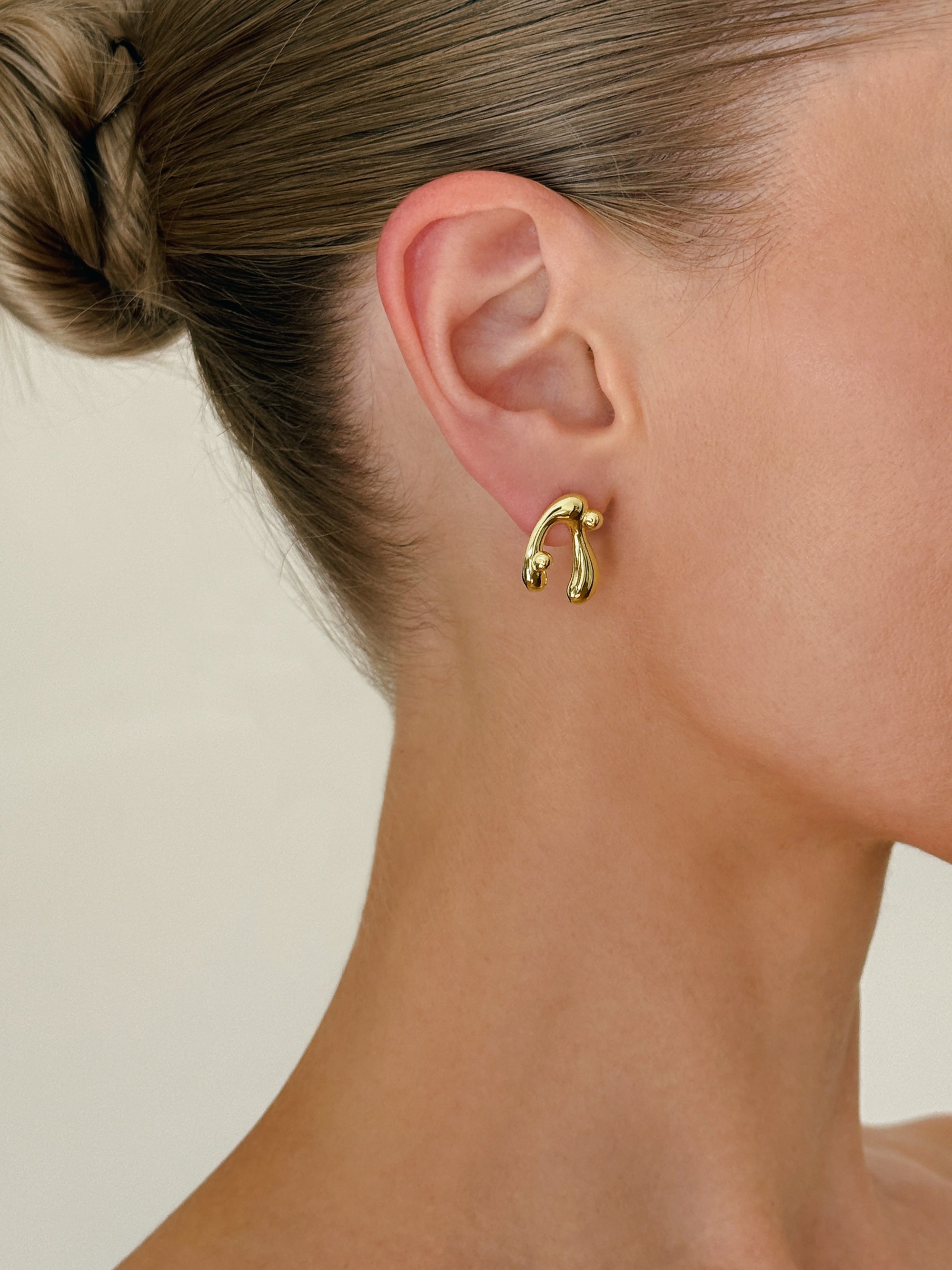 WISHBONE EARRINGS