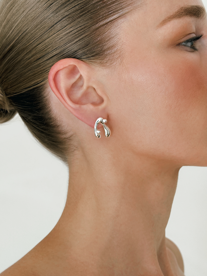 WISHBONE EARRINGS