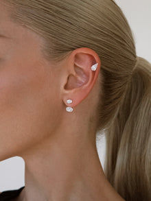 CHLOË OVAL EARRINGS