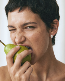 PALOMA STUDS • Pear
